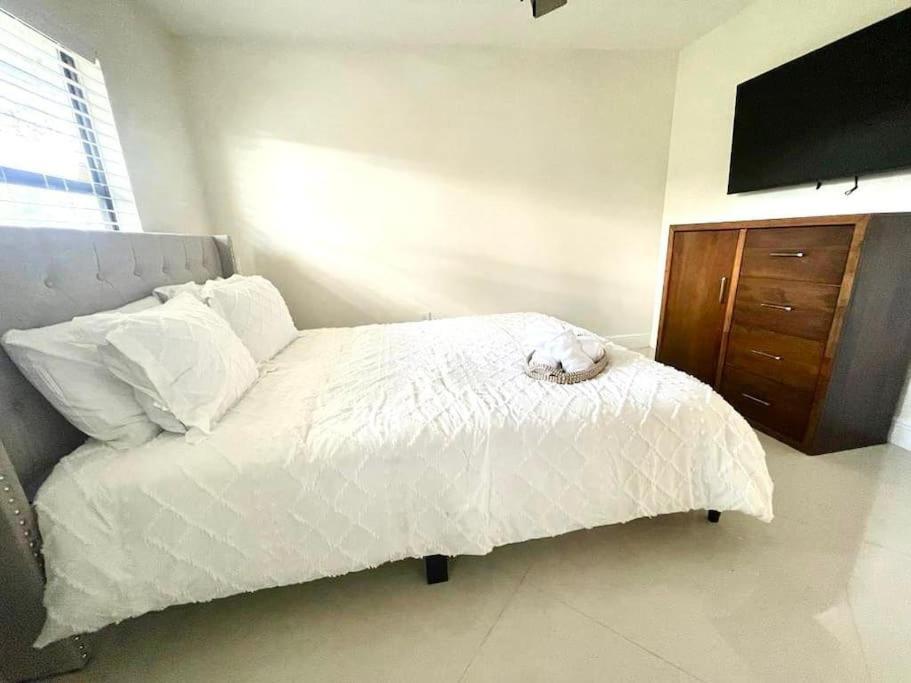 Stylish 3/2 Getaway! Near Theme Parks! Villa เลคแลนด์ ภายนอก รูปภาพ